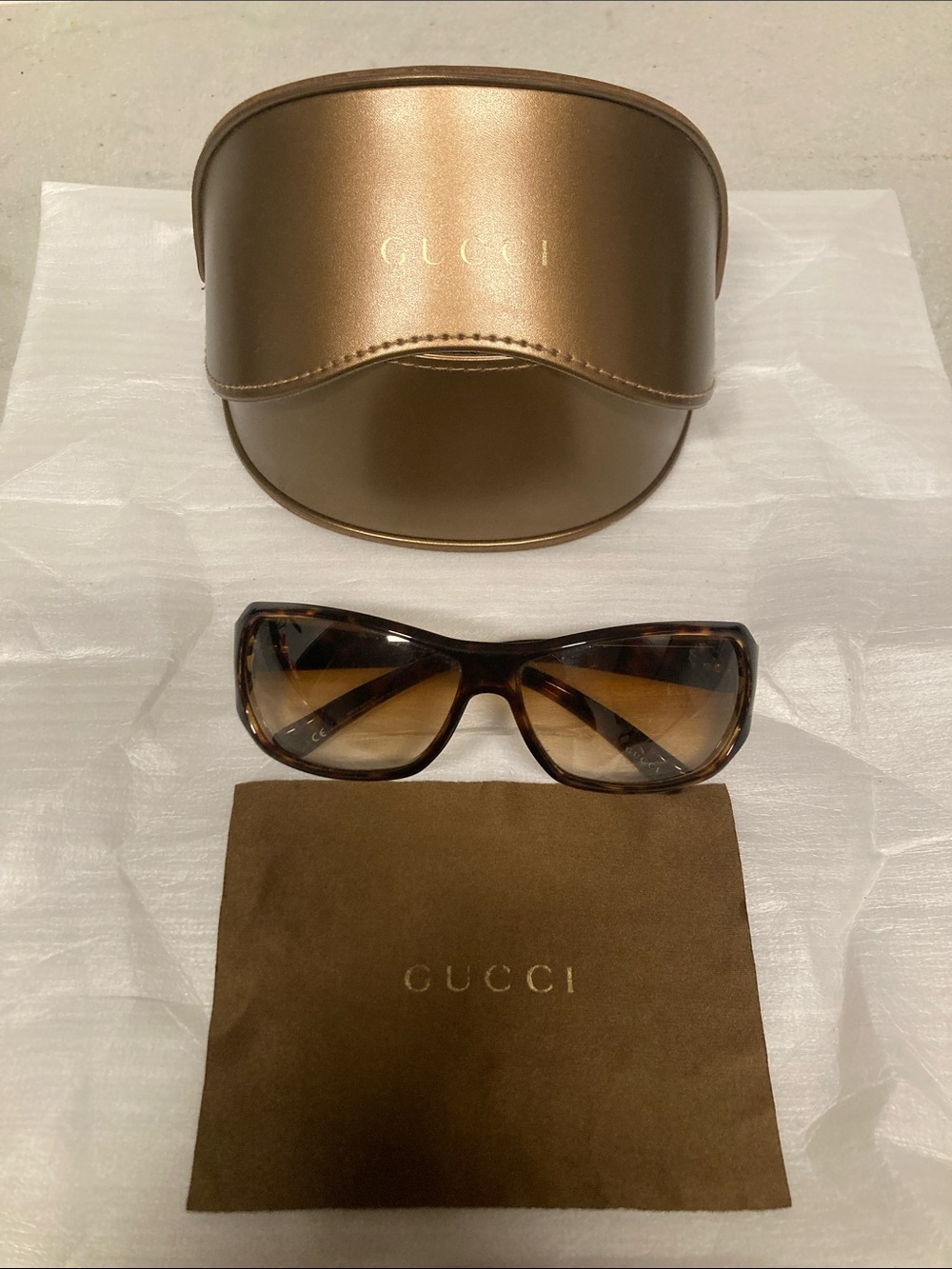 Gucci GG 2574/S V9MBA Square Havana Brown Sunglasses 62-12-125 -Made in Italy.